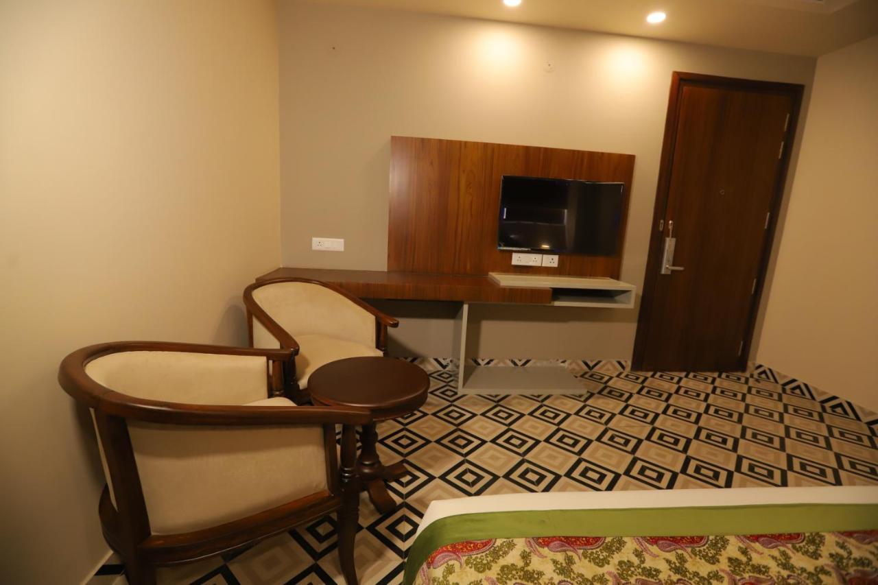 Ip Royal Hotel - ניו דלהי מראה חיצוני תמונה